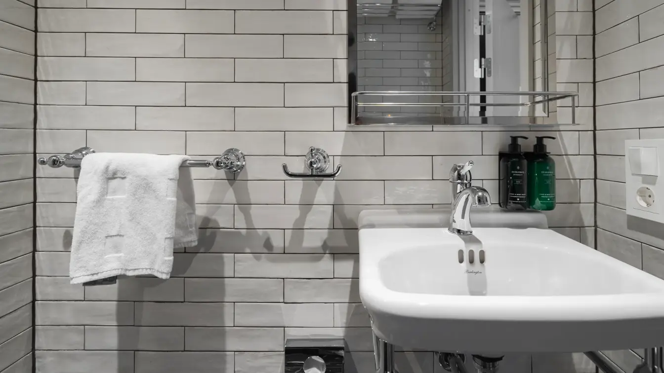 Thon_Hotel_Vasa_Standard_Room_Double_Bad