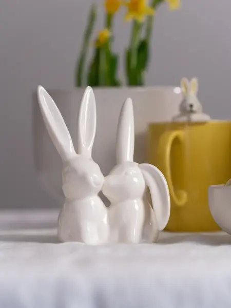 Slik dekker du påskebordet med interiør fra Sandvika Storsenter 