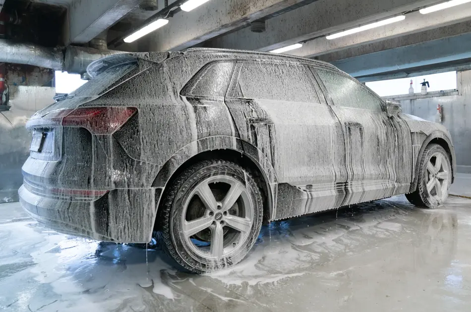 Bilvask, polering, lakkrens Handz On