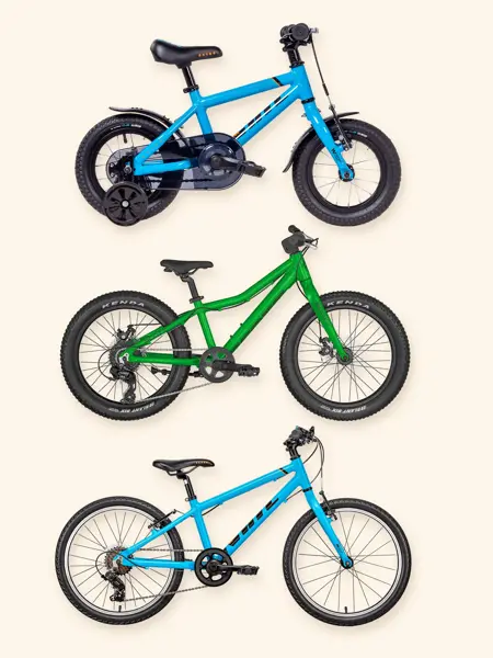 Kollasj av sykler til barn