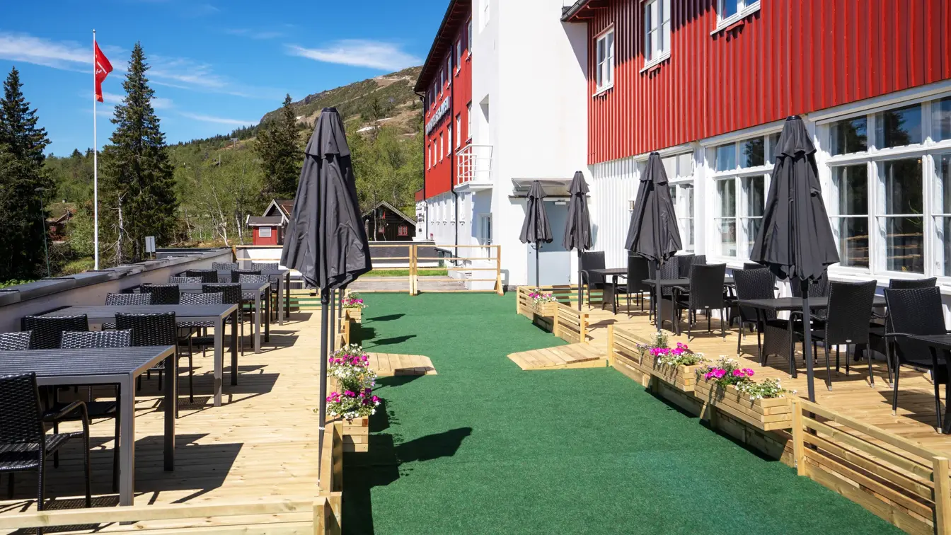 ThonHotelSkeikampen_Terrasse