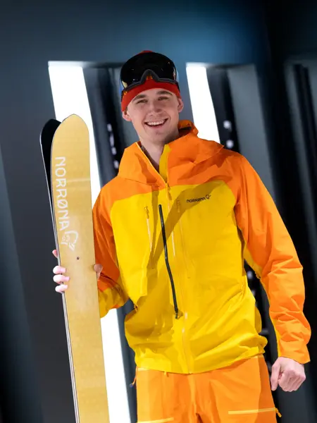 Norrøna jakke 4999 lue 449 bukse 2799-Briller 1699 Ski 15999-4.jpg