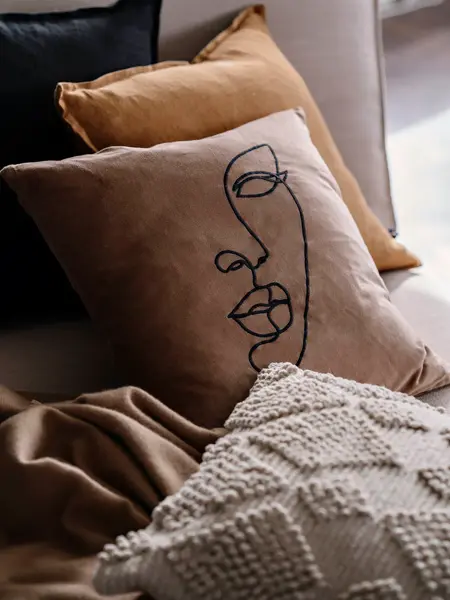 Puter i bruntoner fra Kremmerhuset