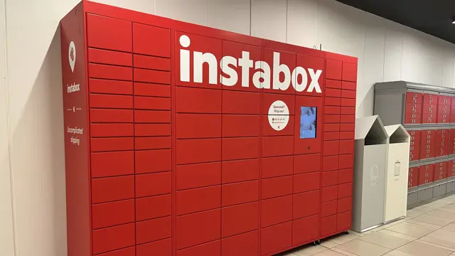 Instabox på Sandvika Storsenter i gangen i Servicebygget 