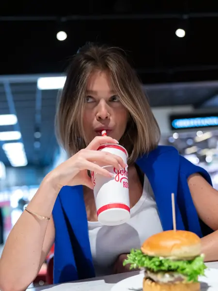 Gine Margrethe Qvale plukker sine favoritter på Sandvika Storsenter