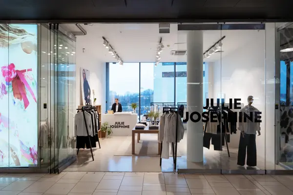 Julie Josephine
