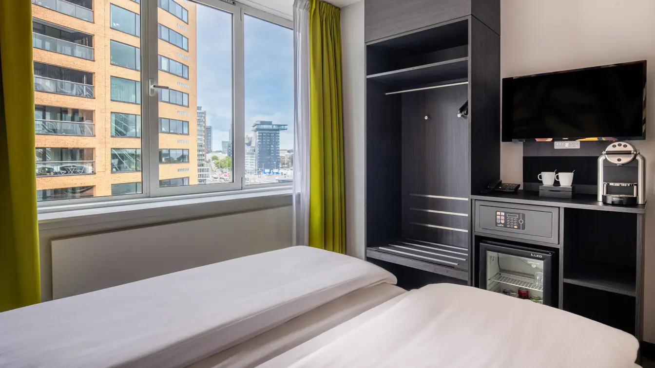 ThonHotelRotterdamBathroomClassicDoubleRoom