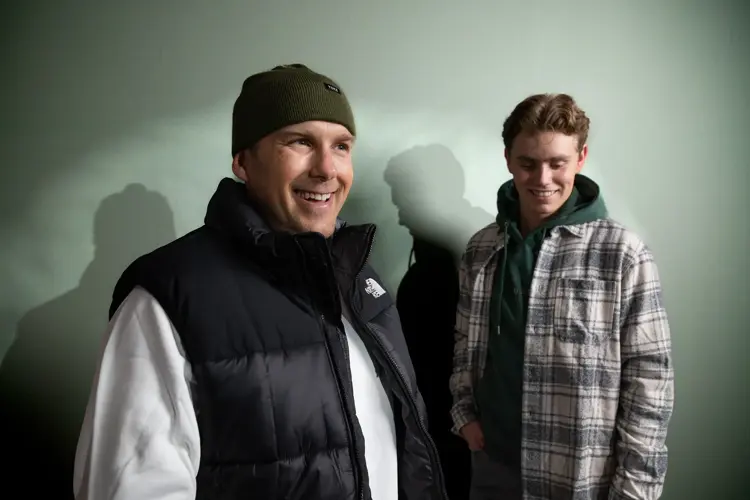 Vest og rutet skjorte er et must have denne høsten.