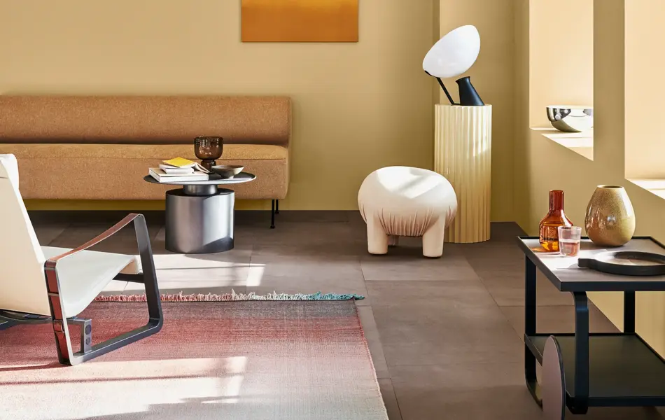 Moderne stue malt i gult