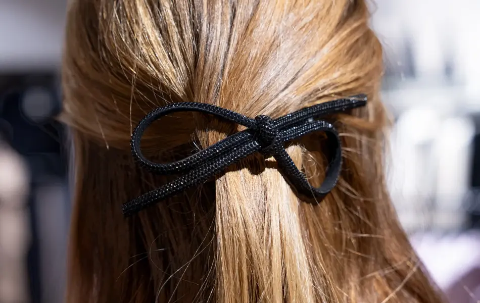 Sort smal hårsløyfe