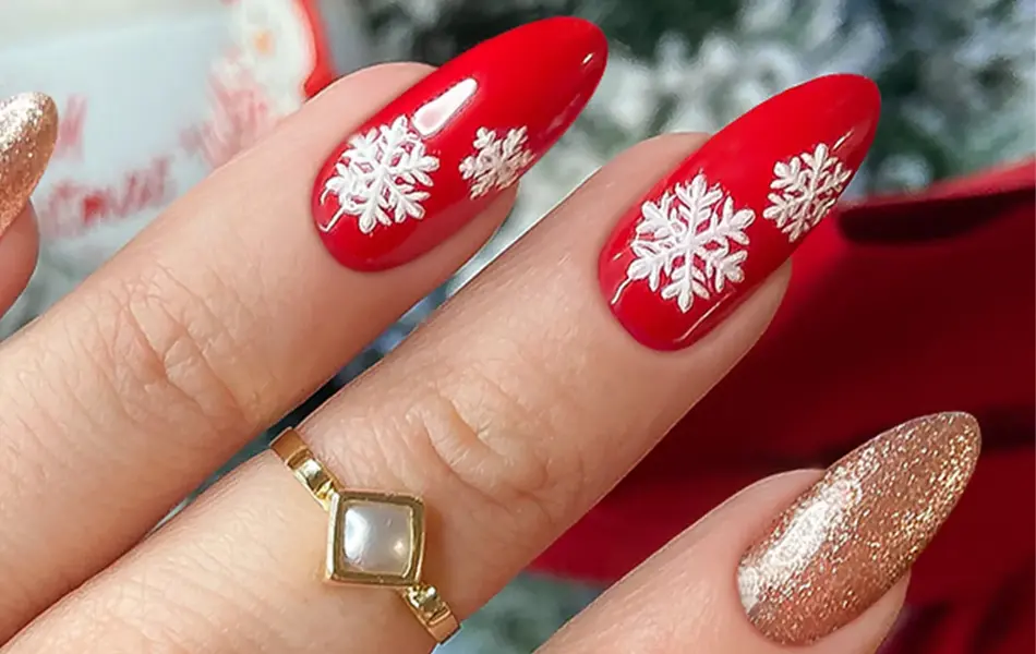 Dame nye lakkerte negler