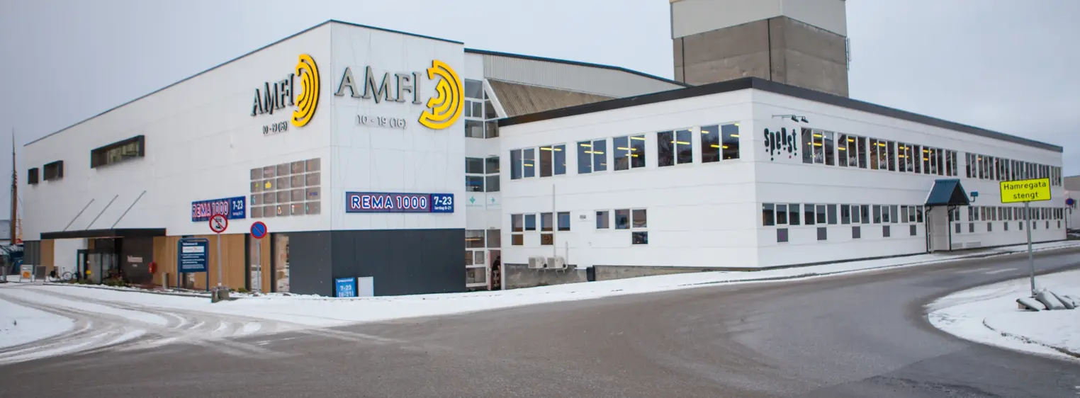 Fasadebilde av AMFI Florø