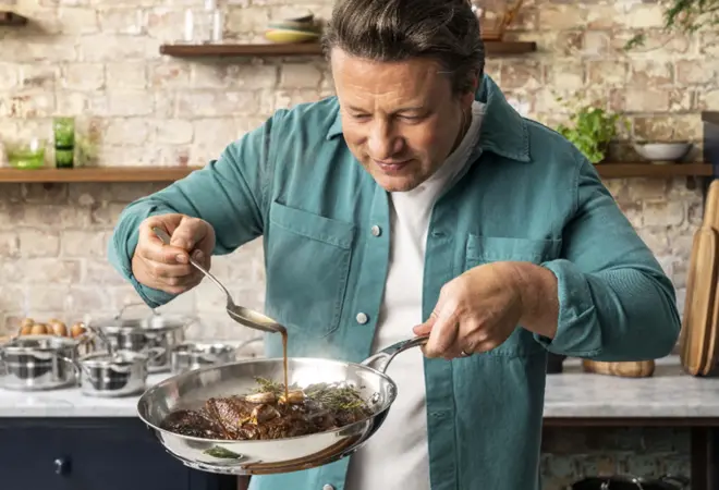 kitchn-oliver-uke7-4.3