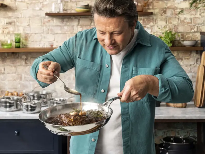 kitchn-oliver-uke7-4.3