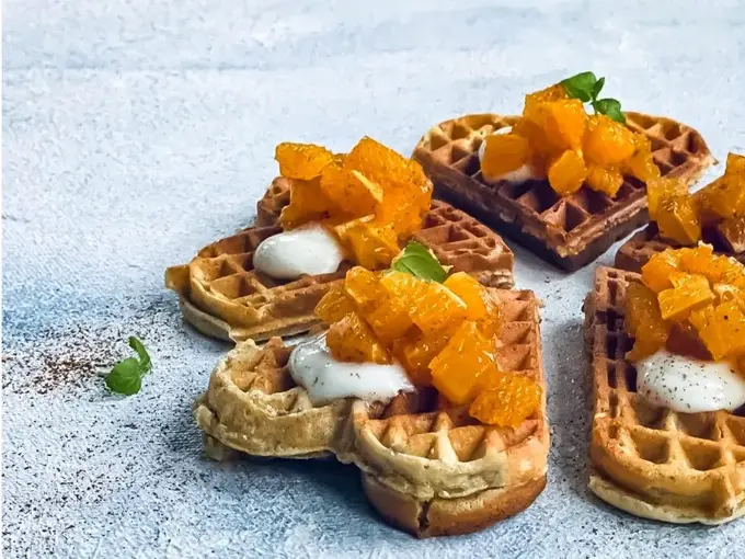 Vaffel med bygg og appelsin