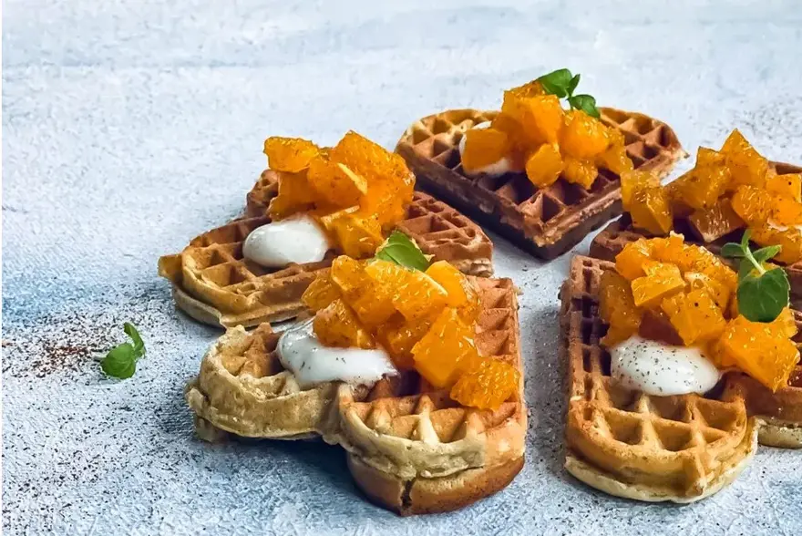 Vaffel med bygg og appelsin