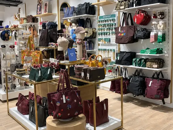 Varer på utstilling i butikken Accessorize