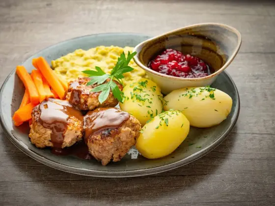 Kjøttkaker i brun saus