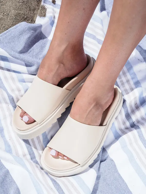 Sandaler sommer 2024