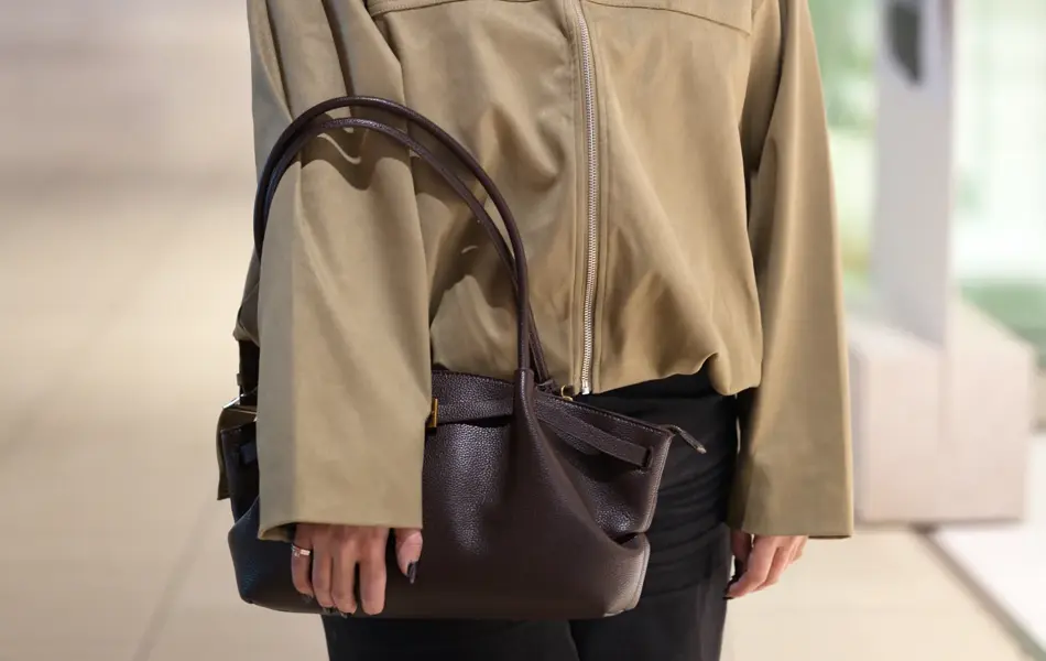 Gina Tricot jakkeanorakk 699 veske 399-2