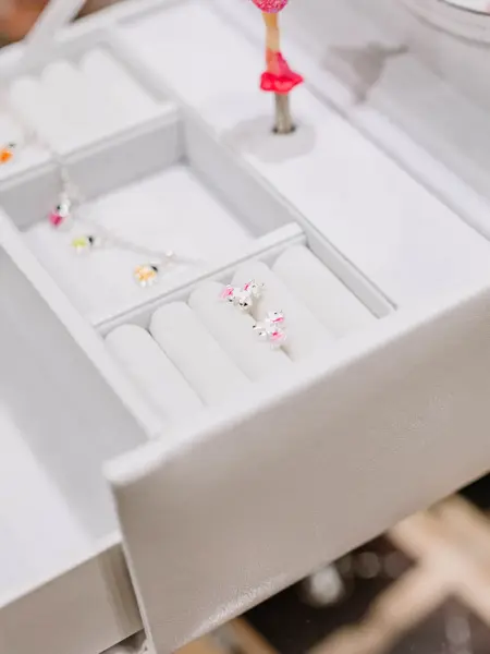 Smykkeskrin med ballerina