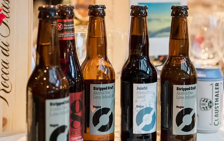 Bilde av flasker med alkoholfritt øl