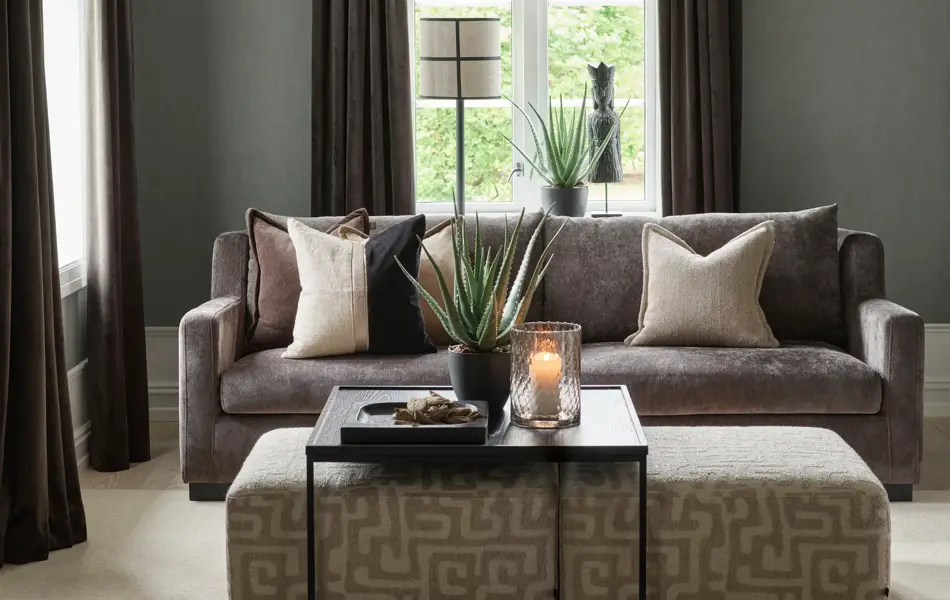 Signature 700 3 seter sofa Jonas Brown med treben svart_Bohus