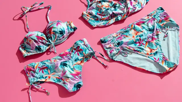 Badetøy i knalle farger til alle kropper sommeren 2022