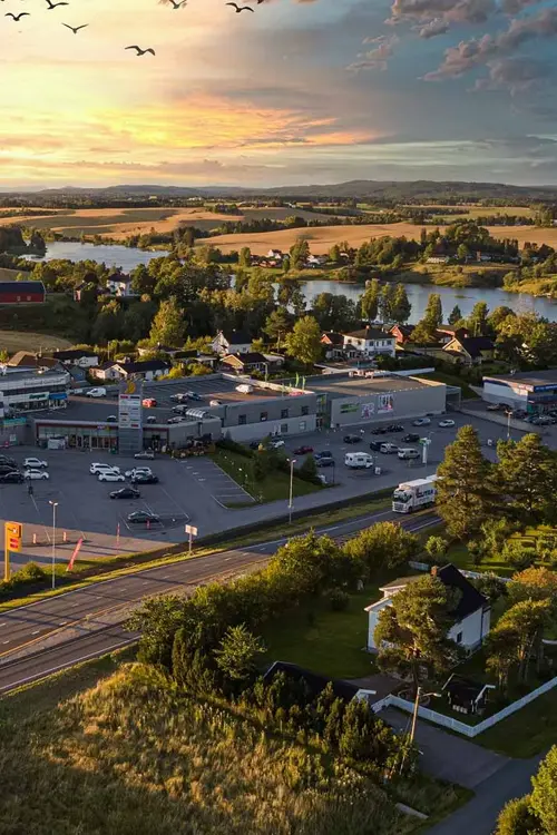 AMFI Eurosenteret fasade, oversiktsbilde tatt med drone