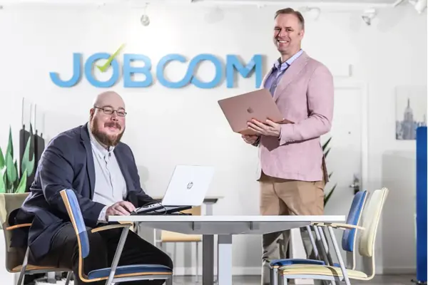 Jobcombildx1500.jpg