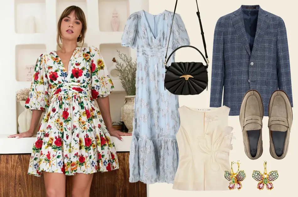 Dame i blomstrete kort kjole lener seg mot en benk. Lang lyseblå kjole med sølvdetaljer, sort skulderveske, beige topp, øredobber med stener, blå blazer, semskede brune loafers.