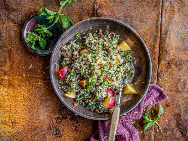 Tabbouleh i en skål sett ovenfra