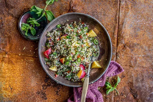 Tabbouleh i en skål sett ovenfra