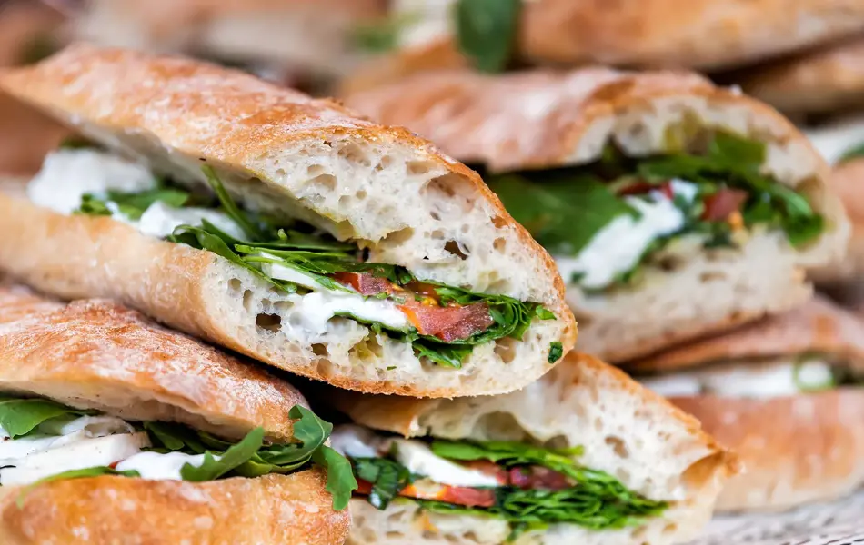 Påsmurte italienske baguetter