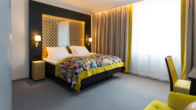 Dobbeltseng  i standard room double  på Thon Hotel Rosenkrantz Oslo, som ligger i Oslo sentrum