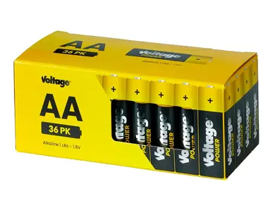 Pakke med 36 AA-batterier fra Voltage i gul og svart emballasje.