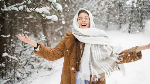 2025-10-22_vinterens_mote_til_dame_toppbilde_16.9