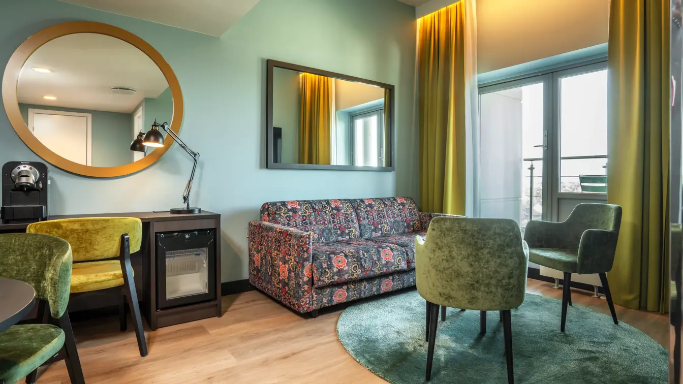 Thon_Hotel_Bronnoysund_Juniorsuite