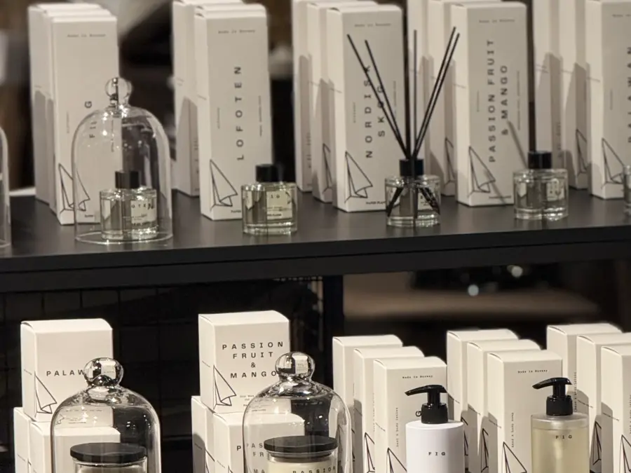 TS_Fauske_butikk_paperplanes