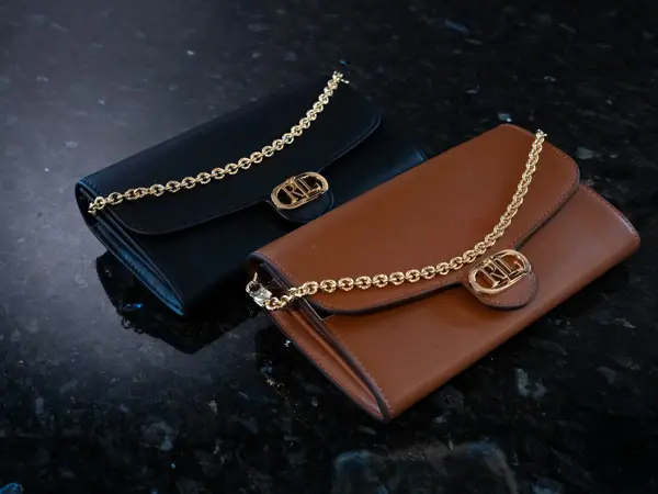 Sort og brun clutch