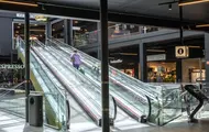 Bildet viser kjøpesenteret Ski Storsenter og et utvalg av butikkene.