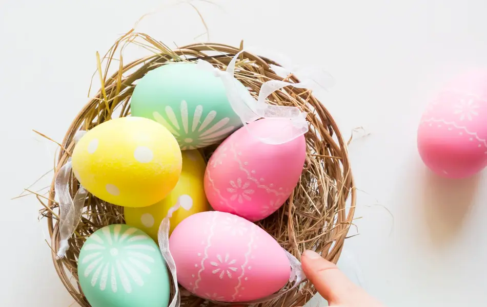 Deutschland, Studio, kleines Mädchen, Ostern