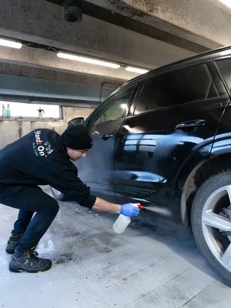 Bilvask, polering, lakkrens Handz On