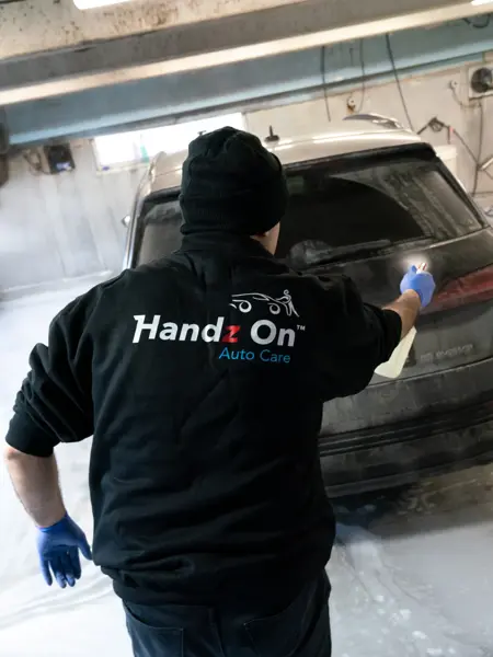 Bilvask, polering, lakkrens Handz On