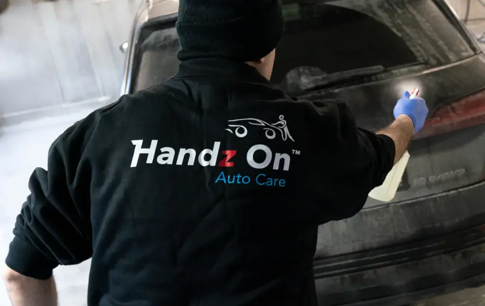 Bilvask, polering, lakkrens Handz On