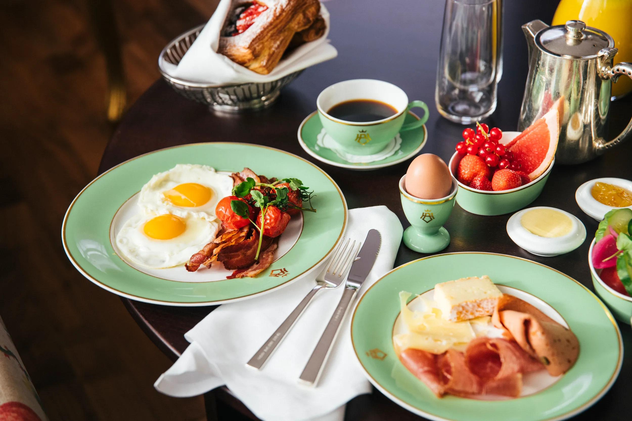 Hotel_Bristol_Frokost