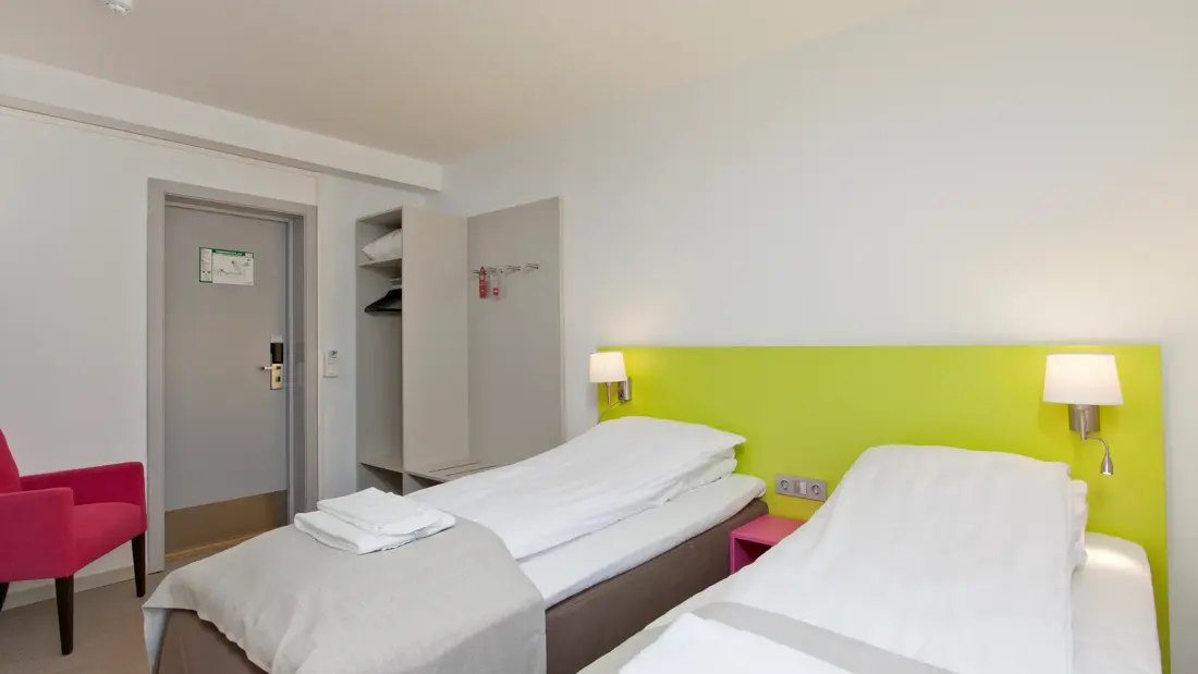 Senger i twin rom på Thon Hotel Munch i Oslo