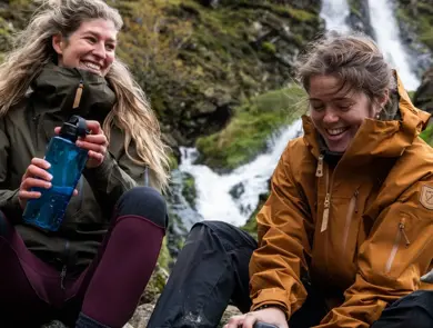 1.HOVED. BLOGG Liggende 3.2 Terapi med utetrening Naturkompaniet.jpg