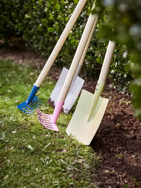 Søstrene Grene uteplass