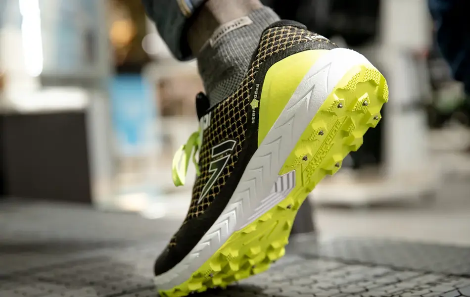 Bilde av løpesko med pigger